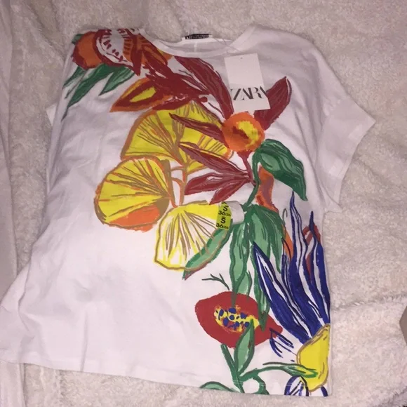 New T-shirt Zara - Picture 1 of 3